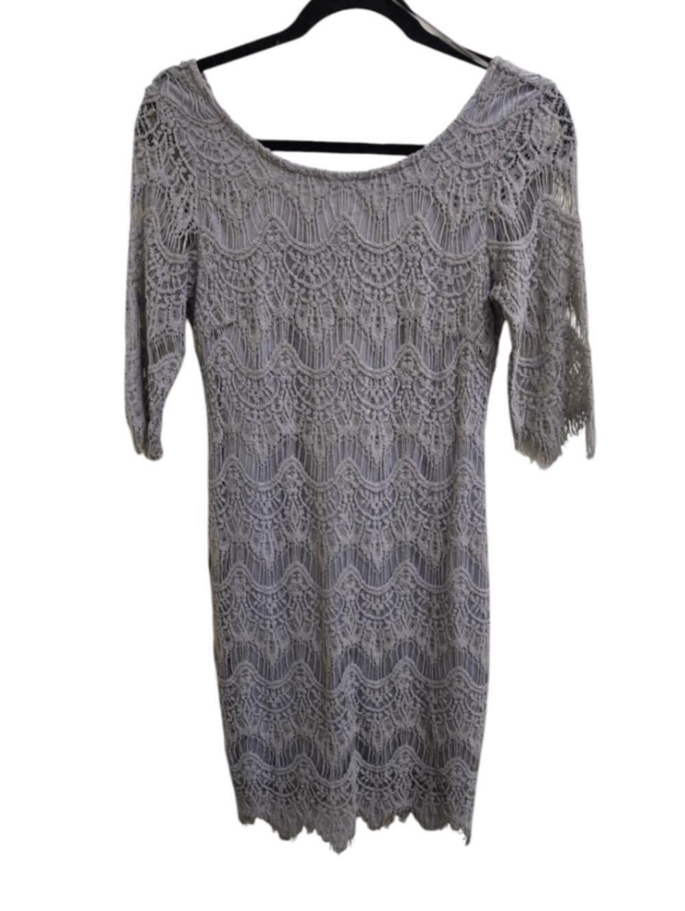 Very Good M Gray lace Ezra Dress
